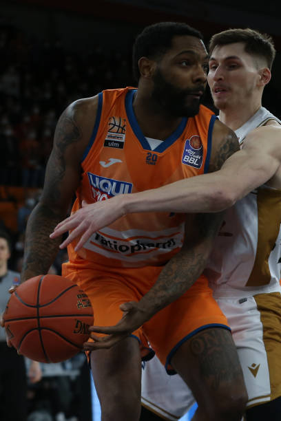 明了自己的 明了自己的