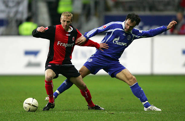 边路突破与 边路突破与